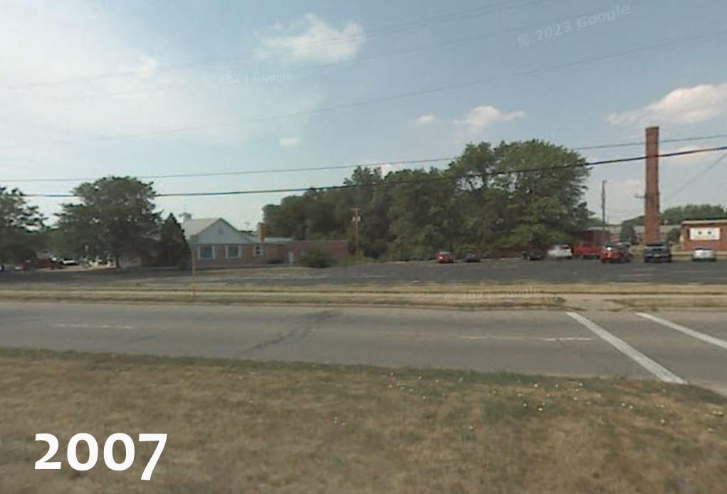 2007 Street View of the  Madison U.S. Army Reserve Center building parking lot.